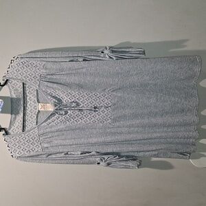 Ladies Gray Top